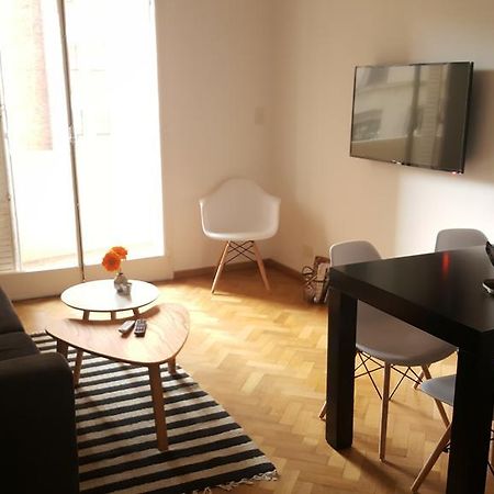 Apartamento Las Heras Buenos Aires Exterior photo